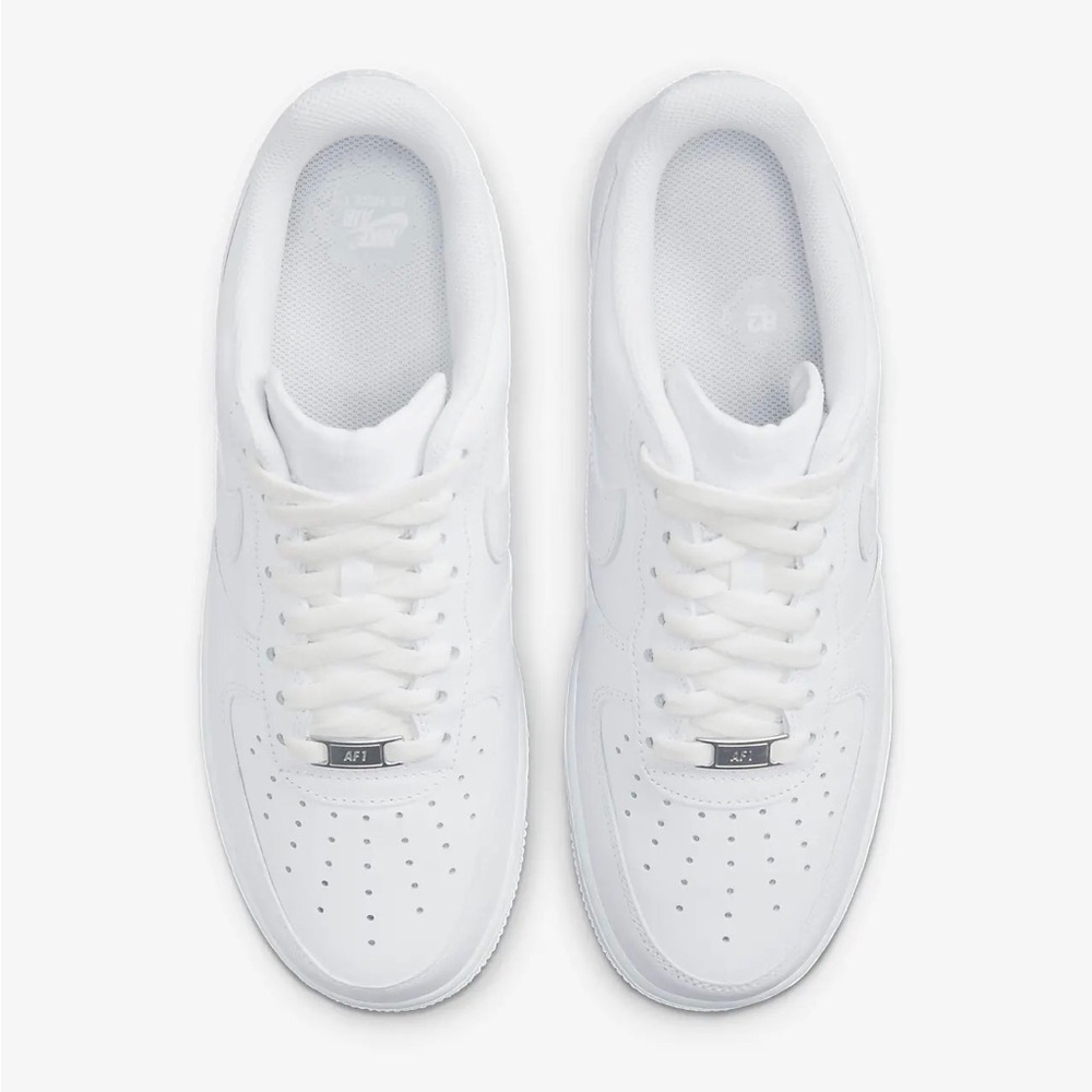 Nike Air Force 1 - Picture 2 of 9